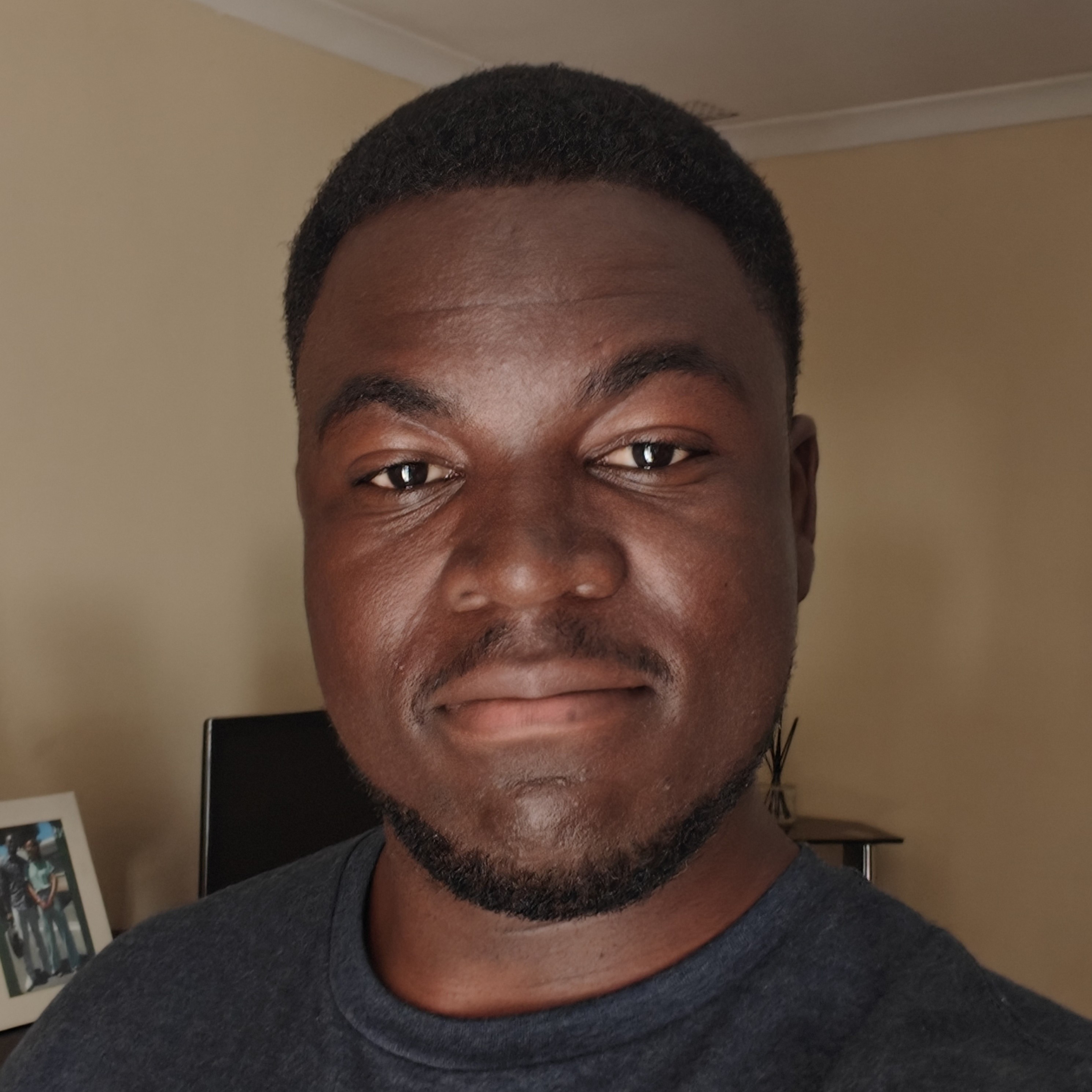 Nehemie Etaka